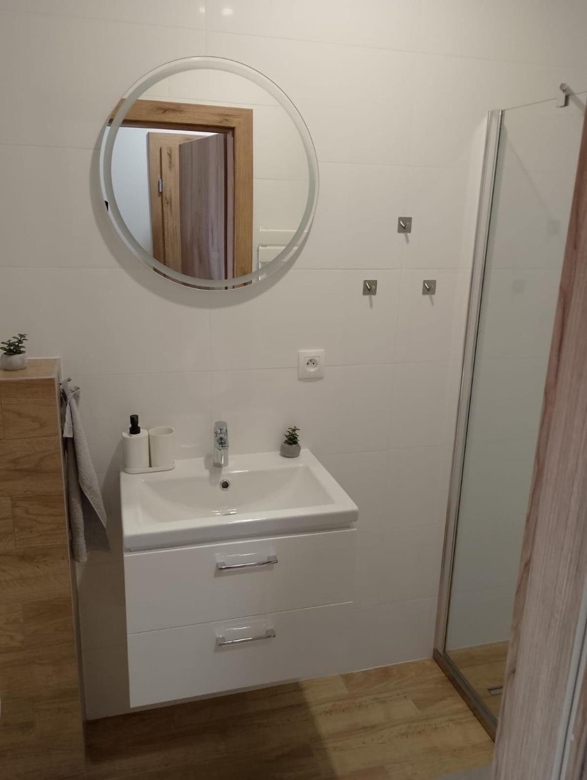 Apartman Shelly Vlachy Eksteriør bilde